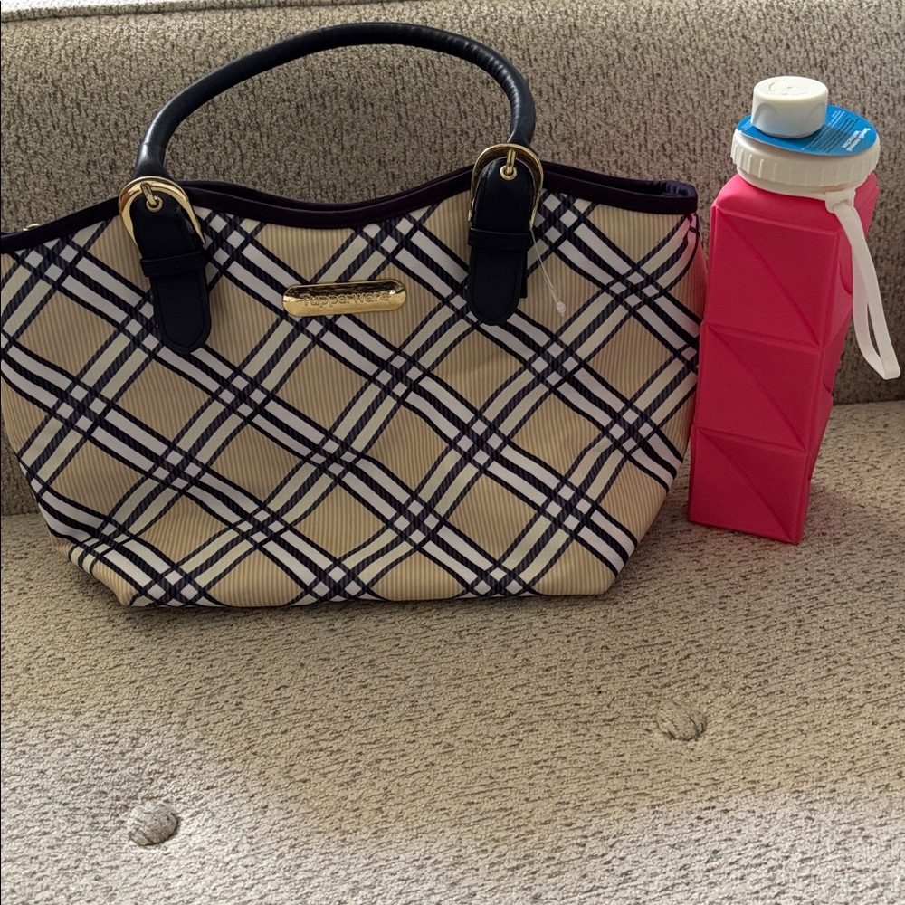 Tupperware Lunch Tote Bag - Picture 10 of 10